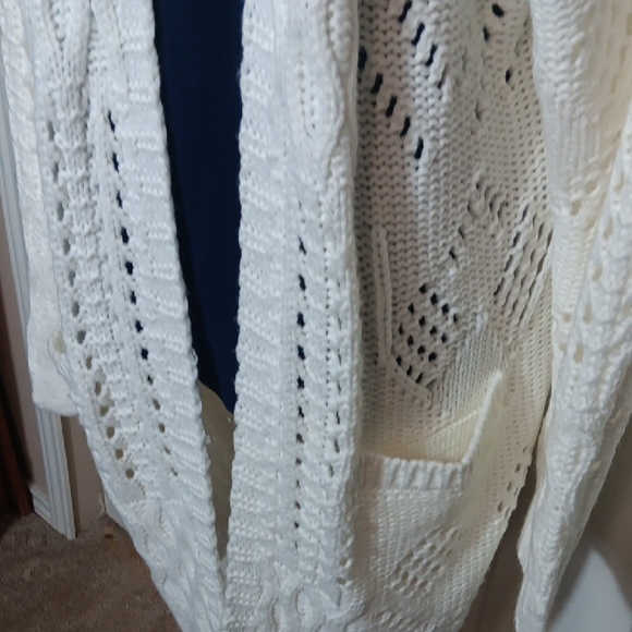 Forever 21 White Open-Knit Cardigan - Picture 4 of 9